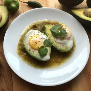Avocado Egg Breakfast with Salsa Verde