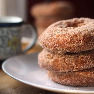 Baked Apple Doughnuts 