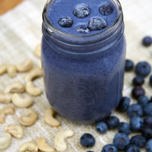 Blueberry Cheesecake Smoothie