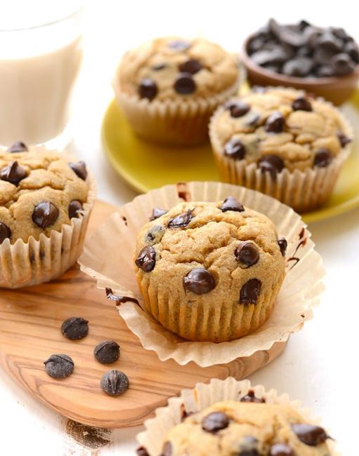 Banana Oat Greek Yogurt Muffins 
