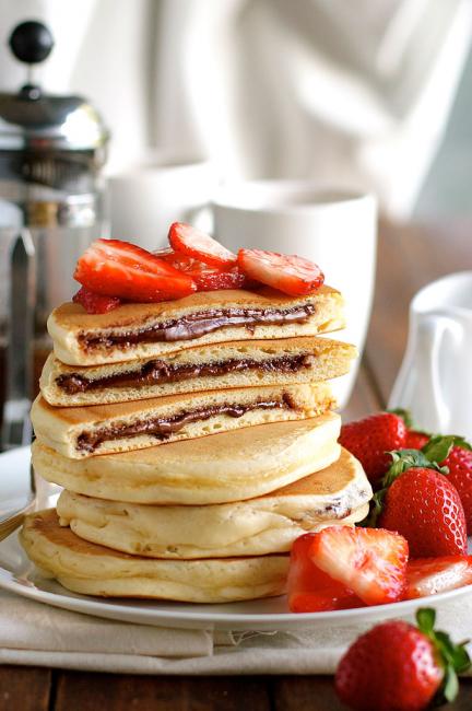 Nutella stuffed pancakes