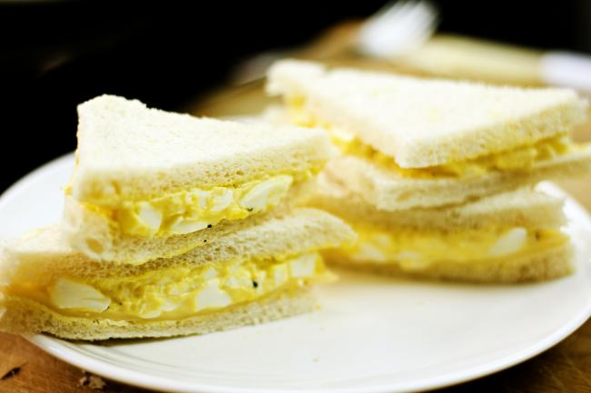 Simple Egg Sandwiches