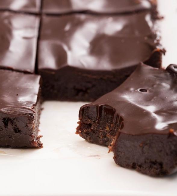 Ultimate Unbaked Brownies (Vegan, gluten-free and raw)